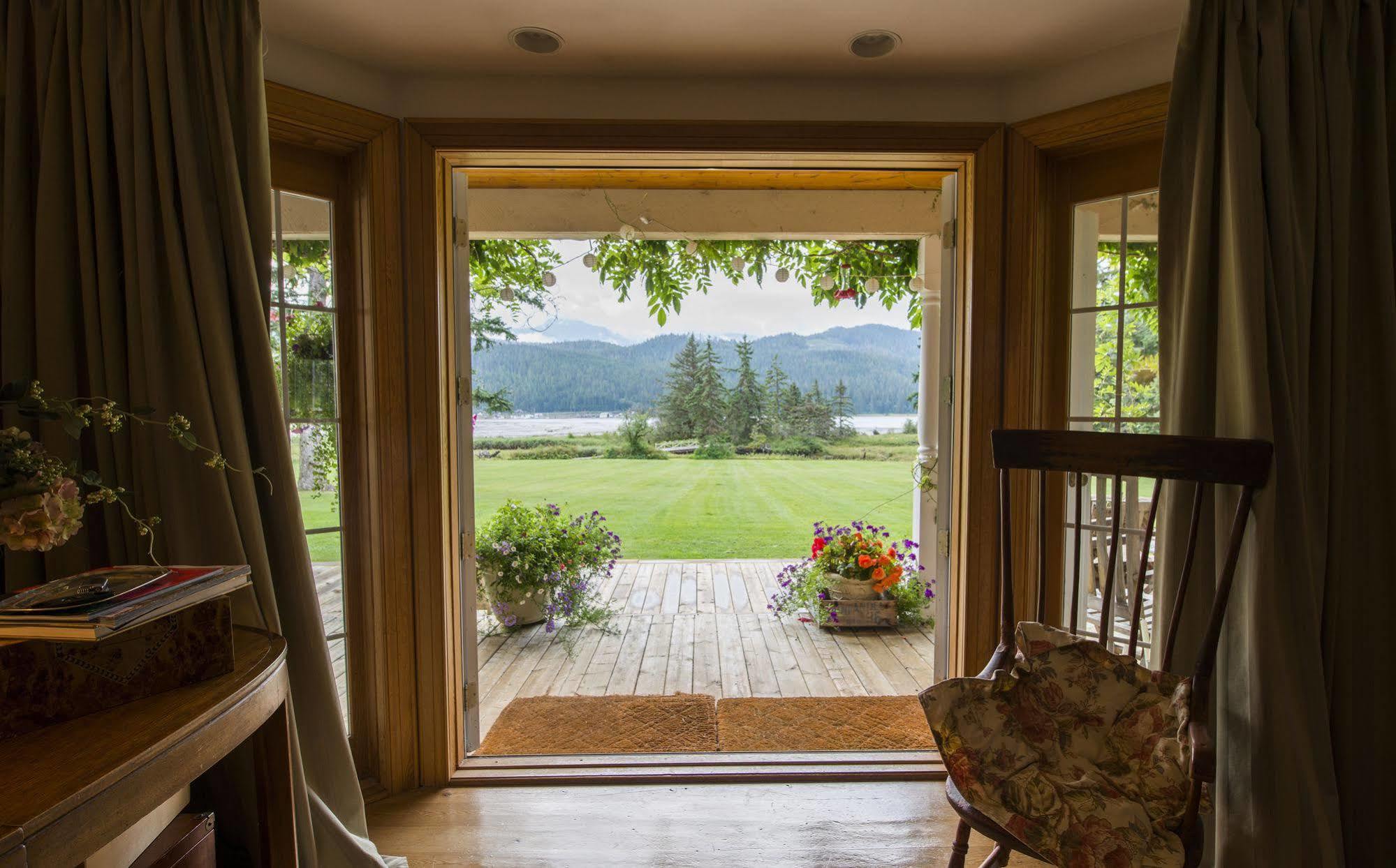 Minette Bay Lodge Kitimat Exterior foto